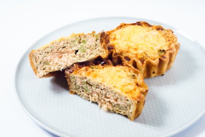 Мини-киши с Лососем (4шт) - 560гр.